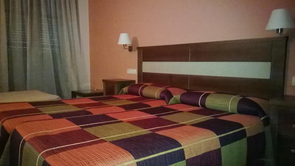 Hostal Patron Castañares de Rioja 部屋 写真
