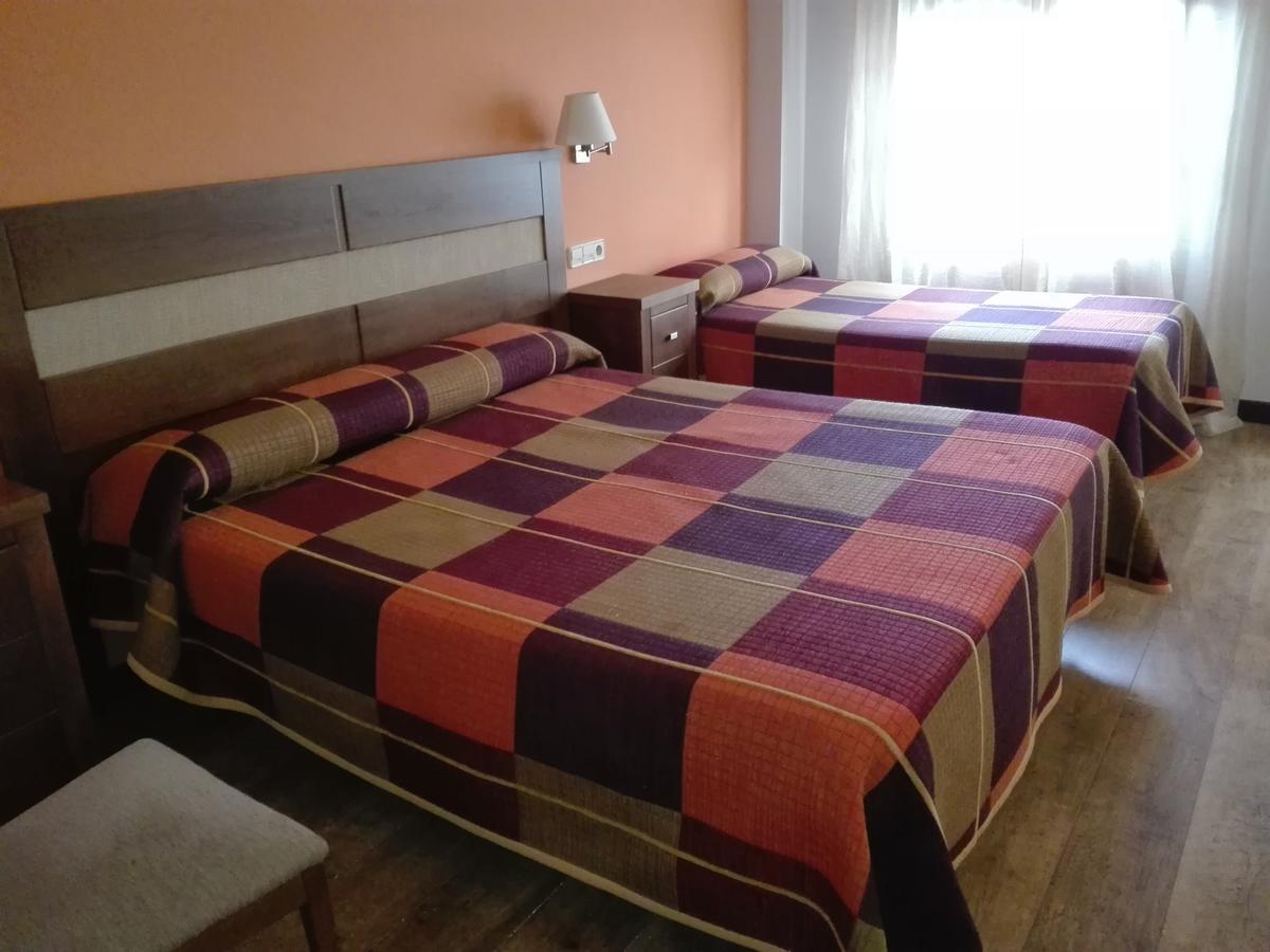 Hostal Patron Castañares de Rioja エクステリア 写真